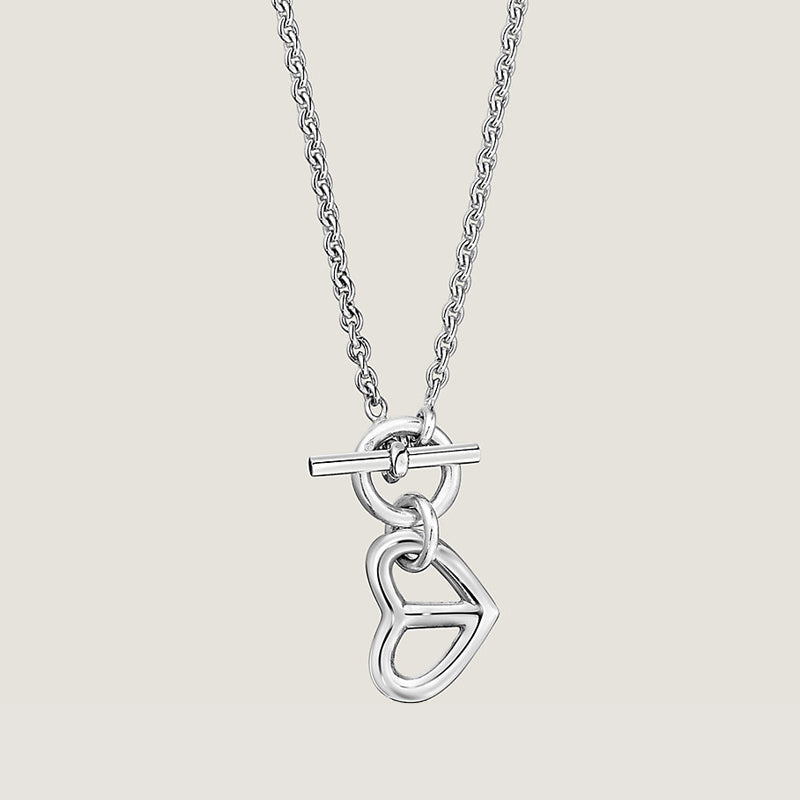 18K Cache-coeur Amulette Pendant Hermes Necklace