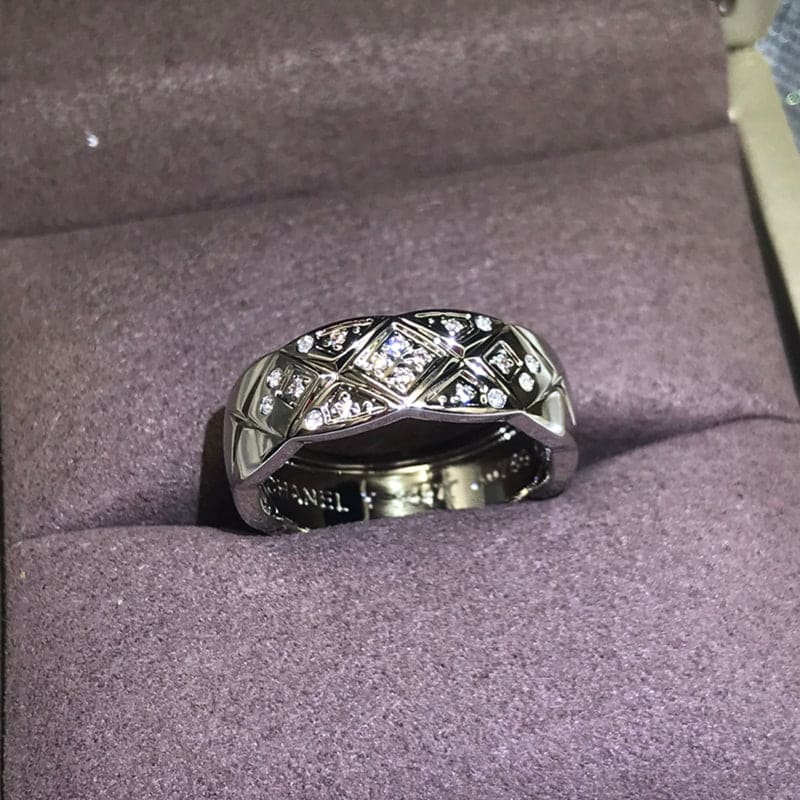 18K White Gold  Chanel Coco Crush Diamonds Ring