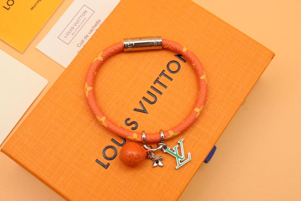 18K Louis Vuitton Hang It Fruits Orange Bracelet