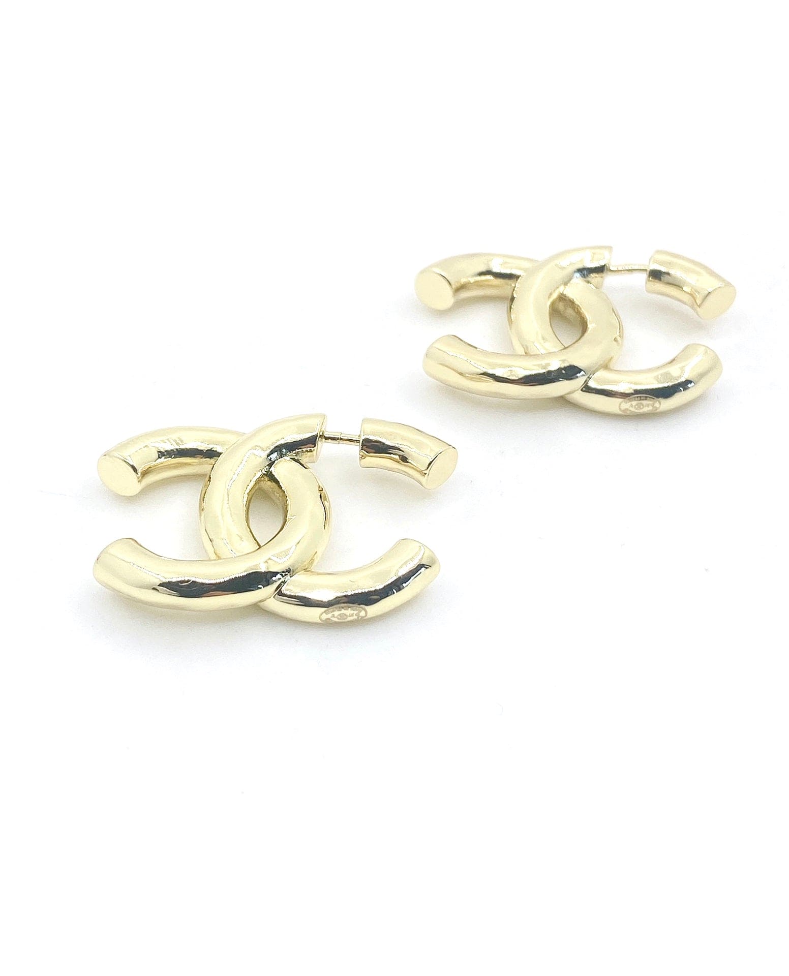 18K  Chanel Gold Earrings