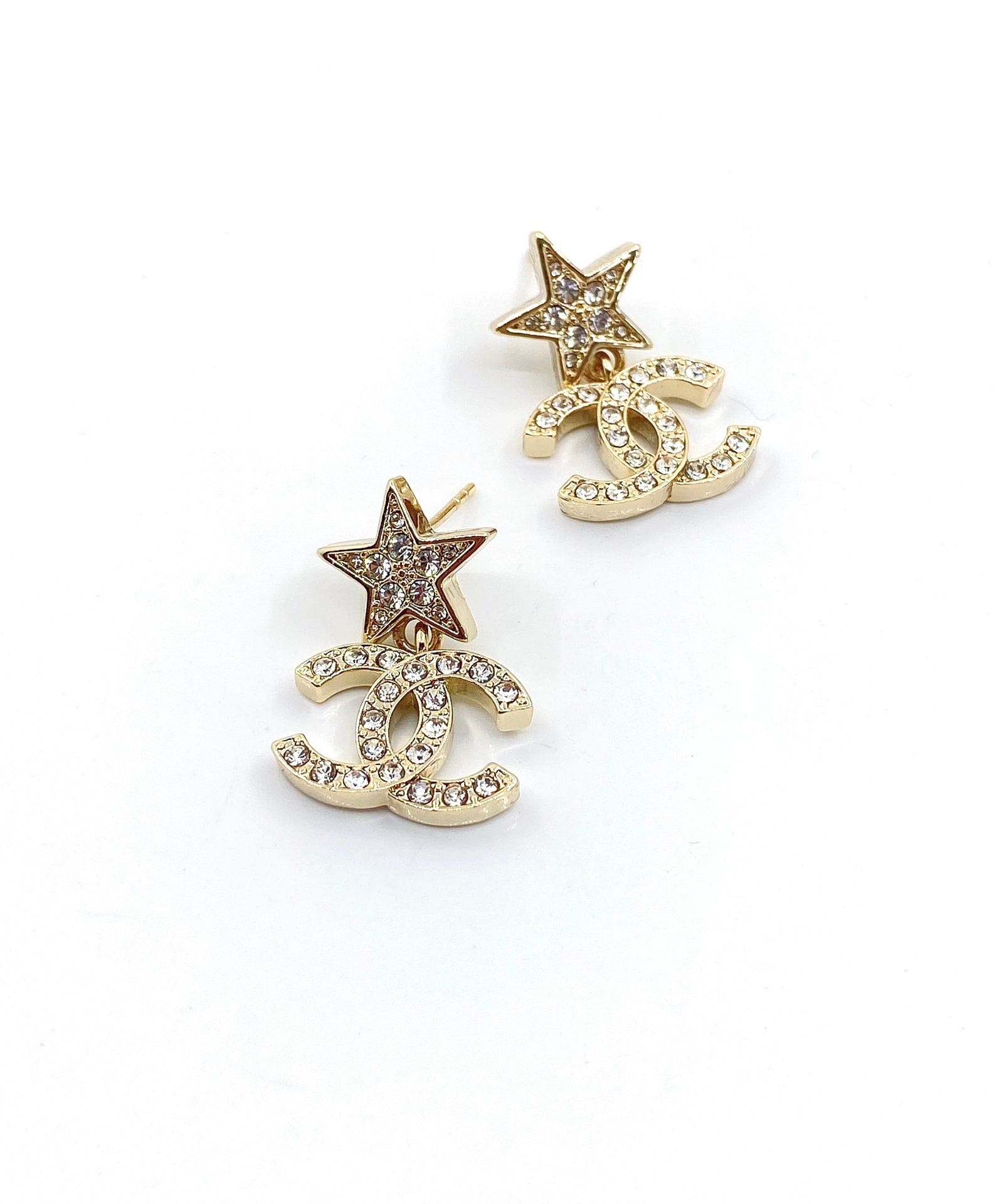 18K  Chanel Star Diamond Earrings