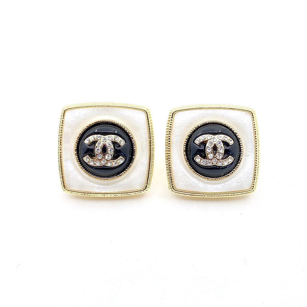 18K  Chanel Pearl Square Earrings