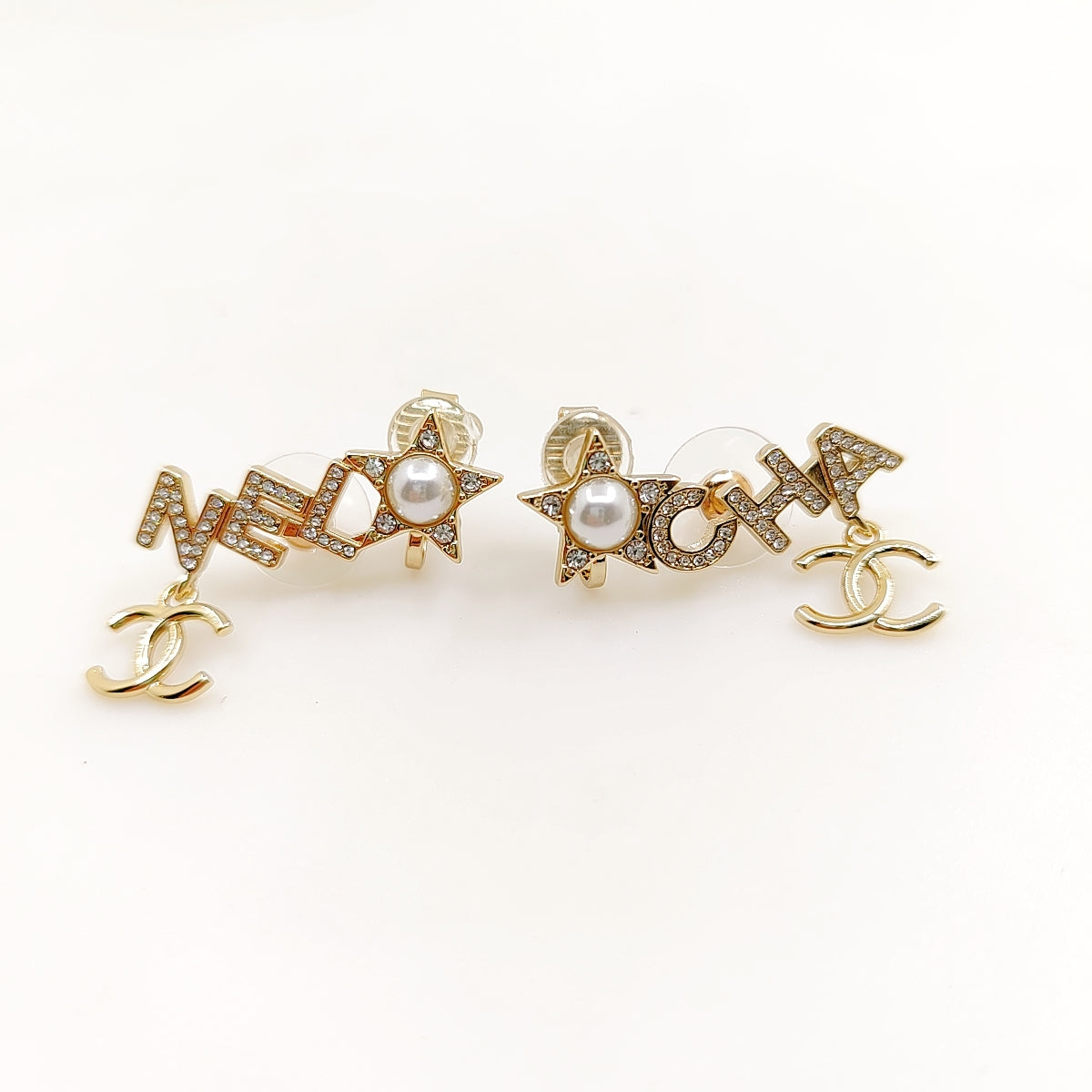 18K  Chanel Script Diamonds Earrings