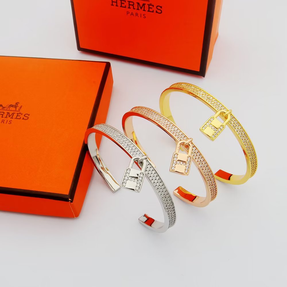 18K Kelly Hermes Lock Vintage Hermes Bracelet