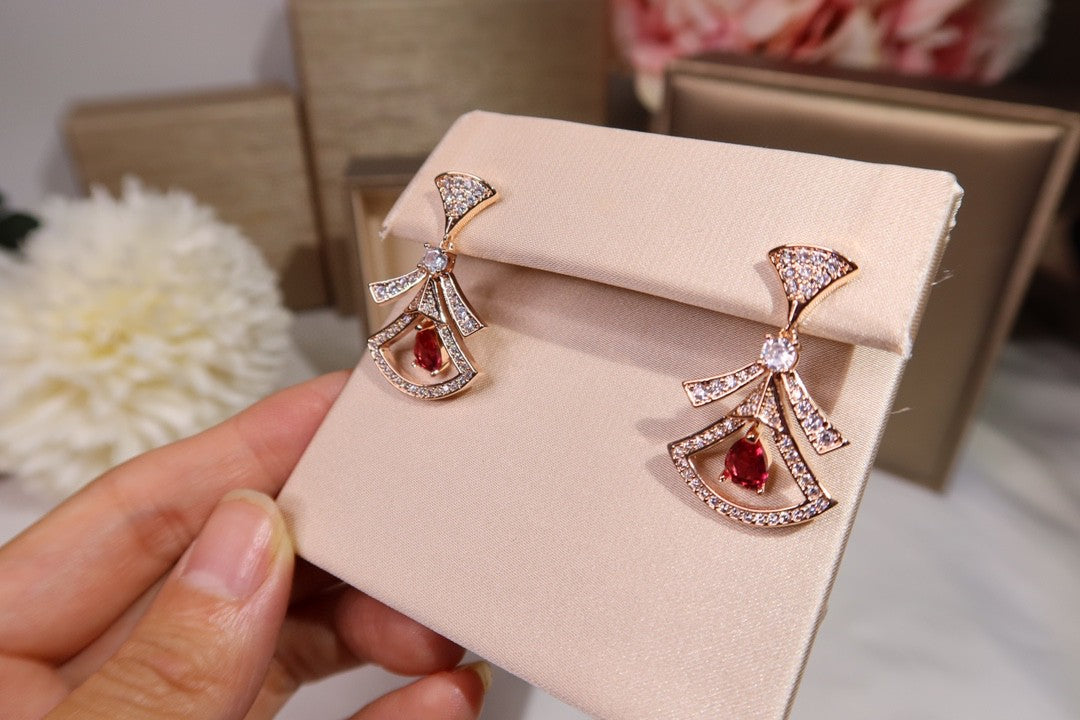 18K BVLGARI BVLGARI Dream Openwork Earrings