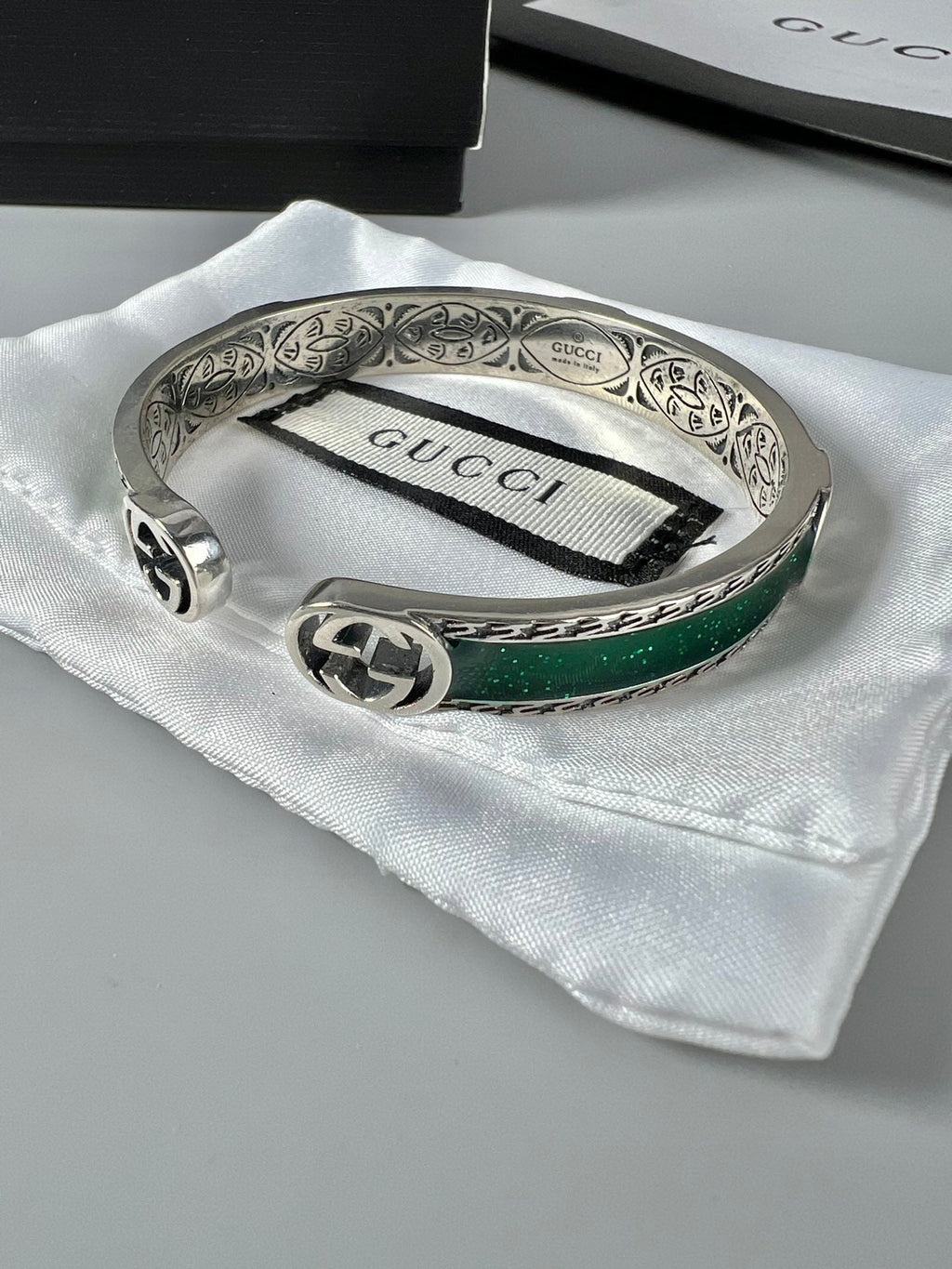 Double Gucci Interlocking Gucci Bangle Wide Bracelet