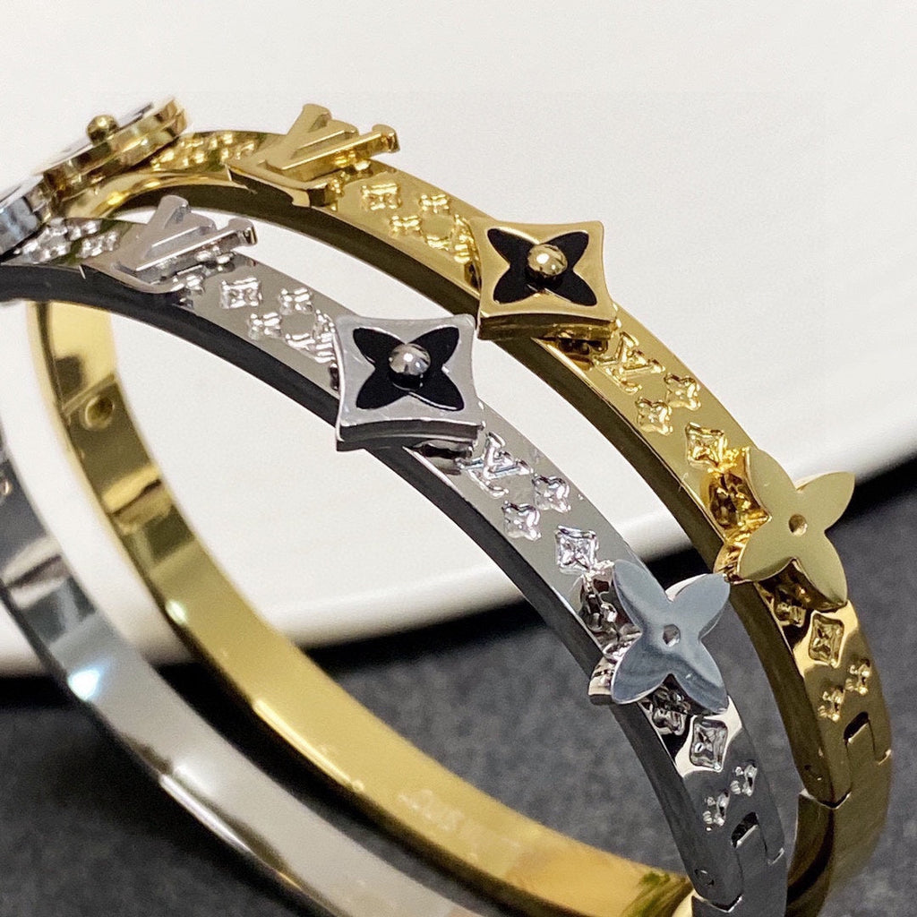 18K Louis Vuitton Idylle Blossom Bracelet