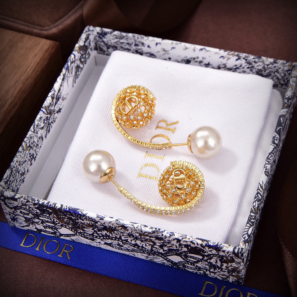 18K Dior Tribales White Resin Pearls Earrings