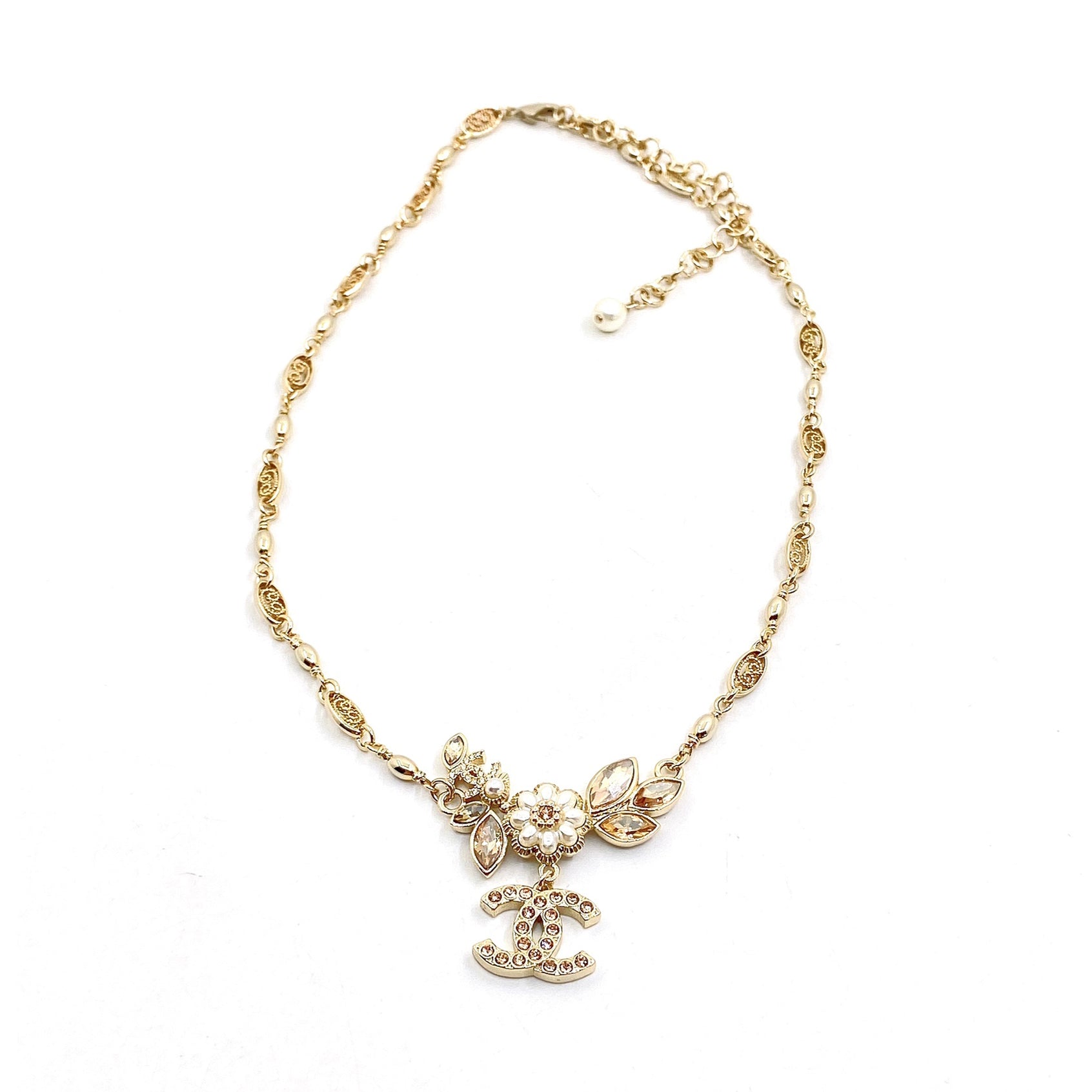 18K  Chanel Flower Pendant Necklace