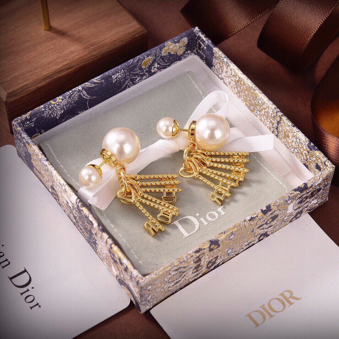 18K Dior Tassel Pearls Earrings