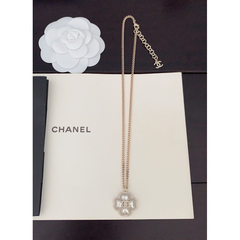 18K  Chanel Camellia Pearl Necklace