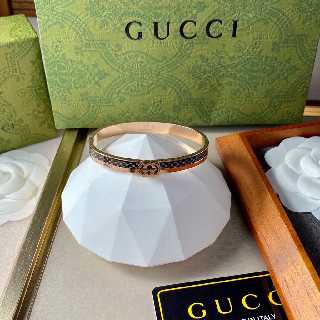 18K Double Gucci Vintage Bracelet