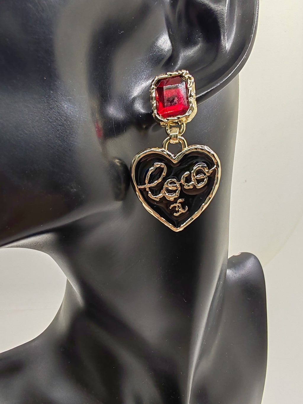 18K  Chanel Heart Earrings