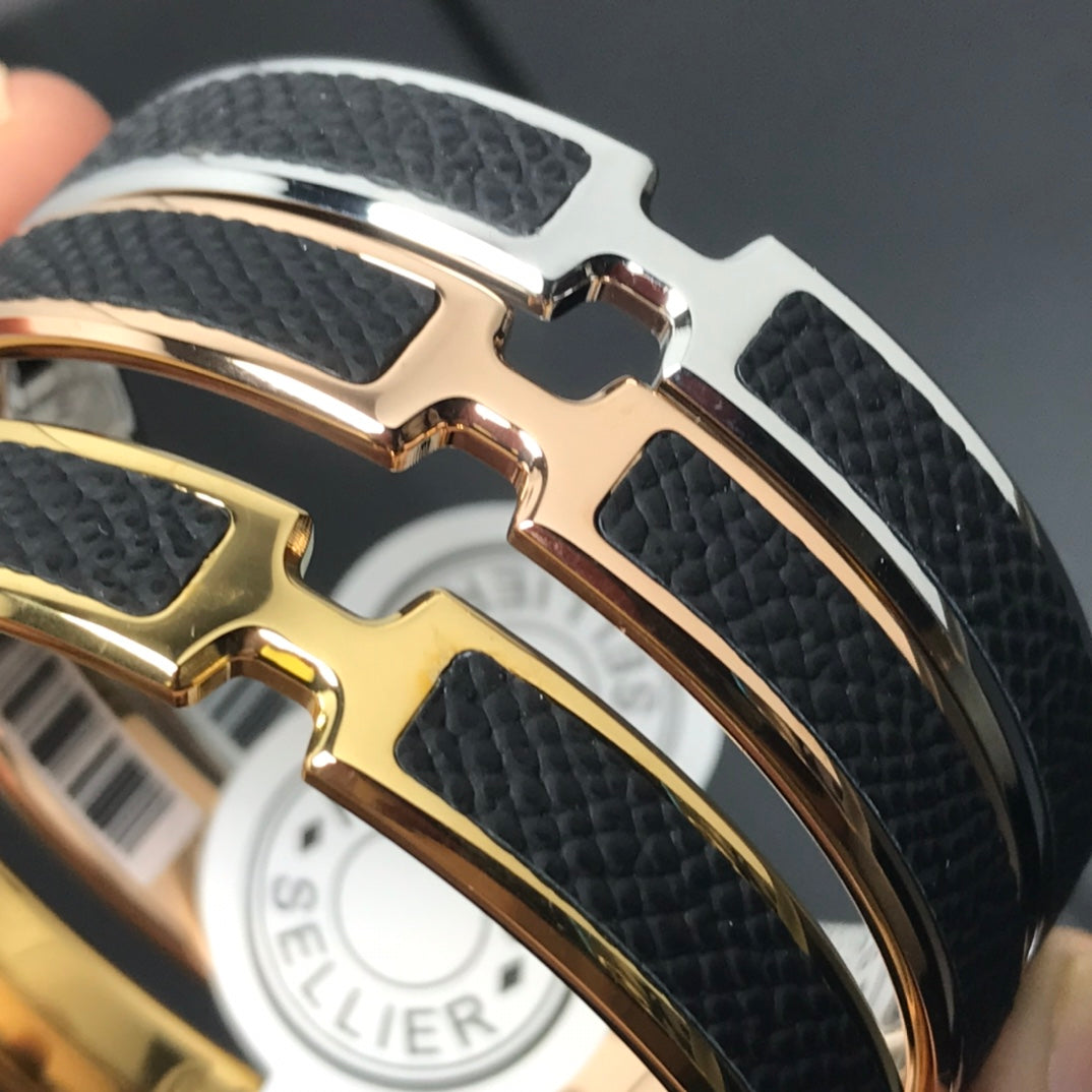 18K Olympe Black Hermes Bracelet