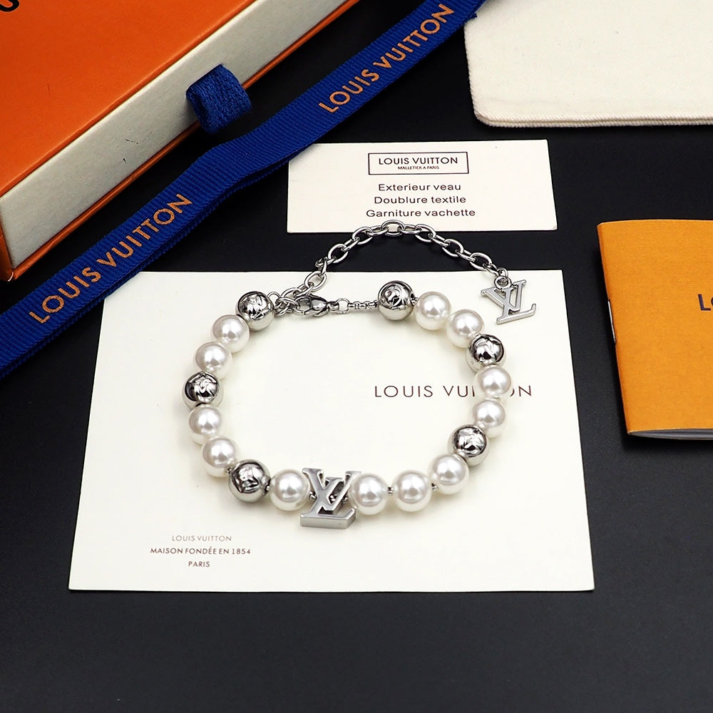 18K Louis Vuitton Monogram White Pearls Bracelet