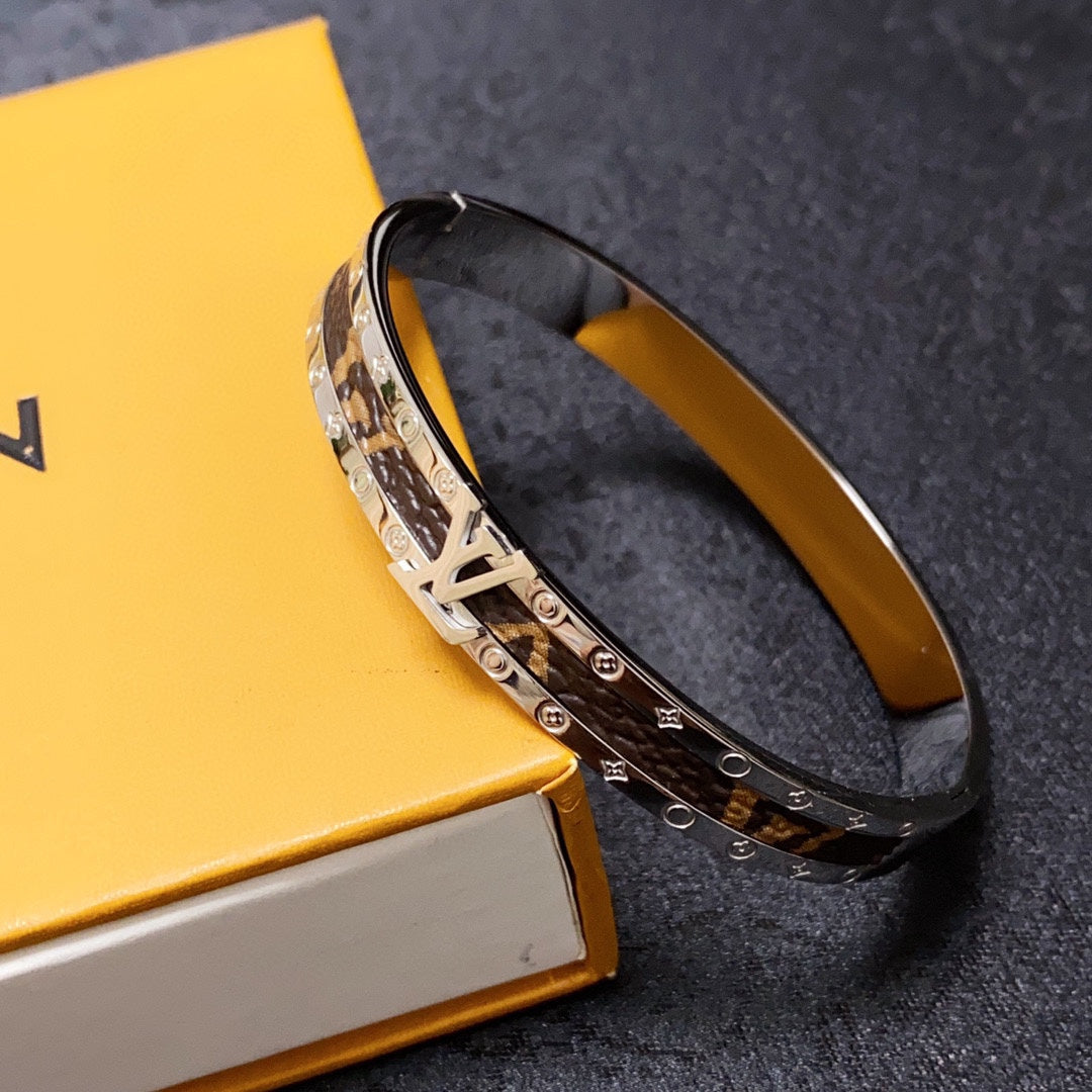 18K Louis Vuitton Leather Vintage Bracelet