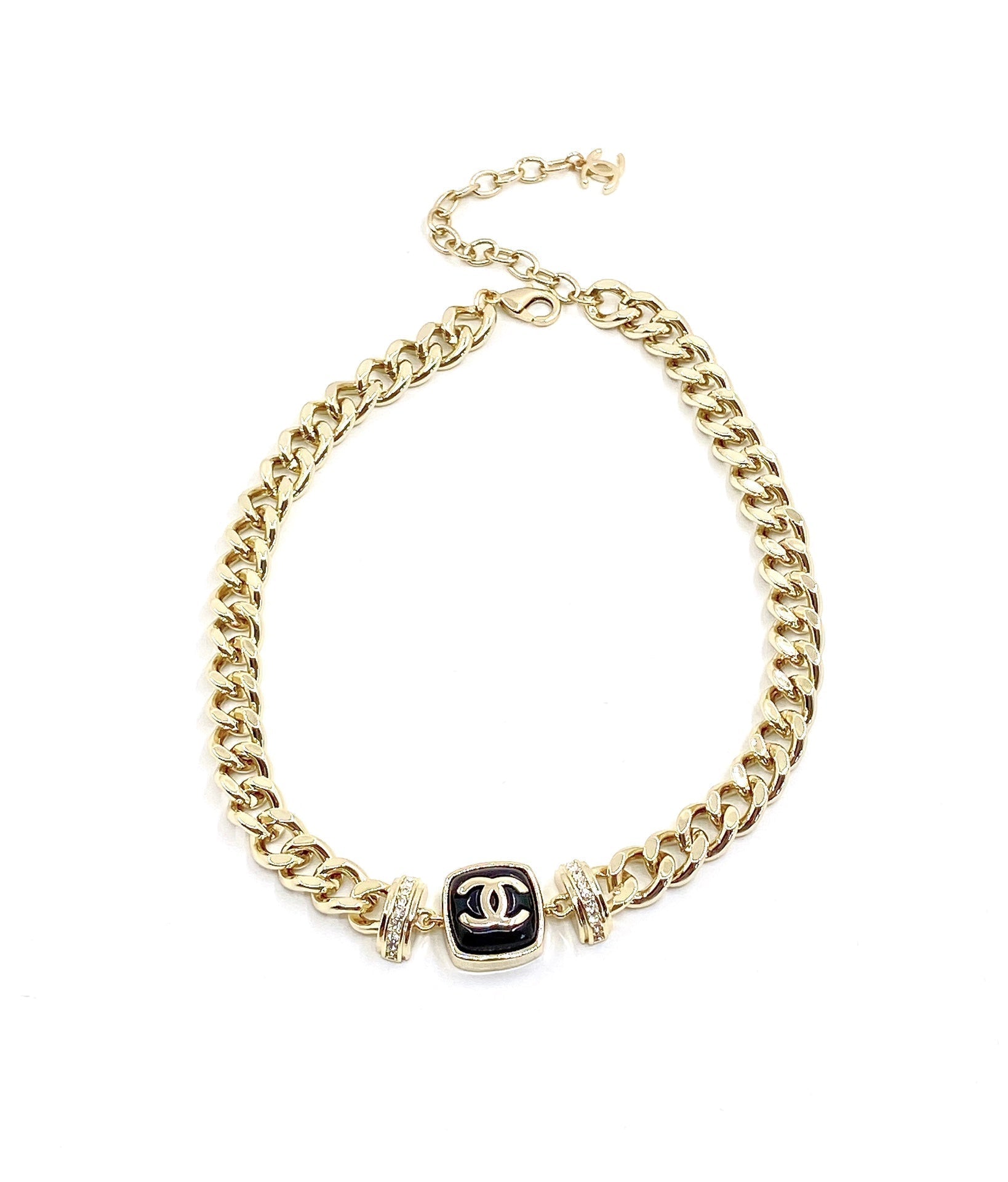 18K  Chanel Diamonds Necklace