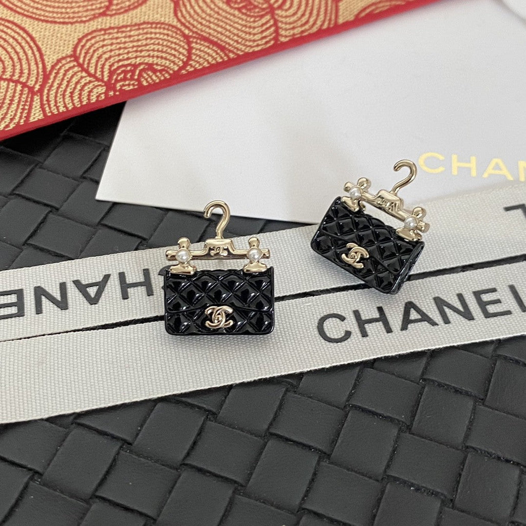 18K  Chanel Classic Bag Pendant Earrings