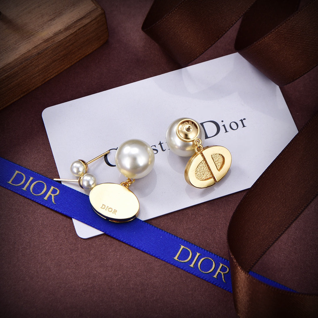 18K Dior Tribales Pearls Earrings