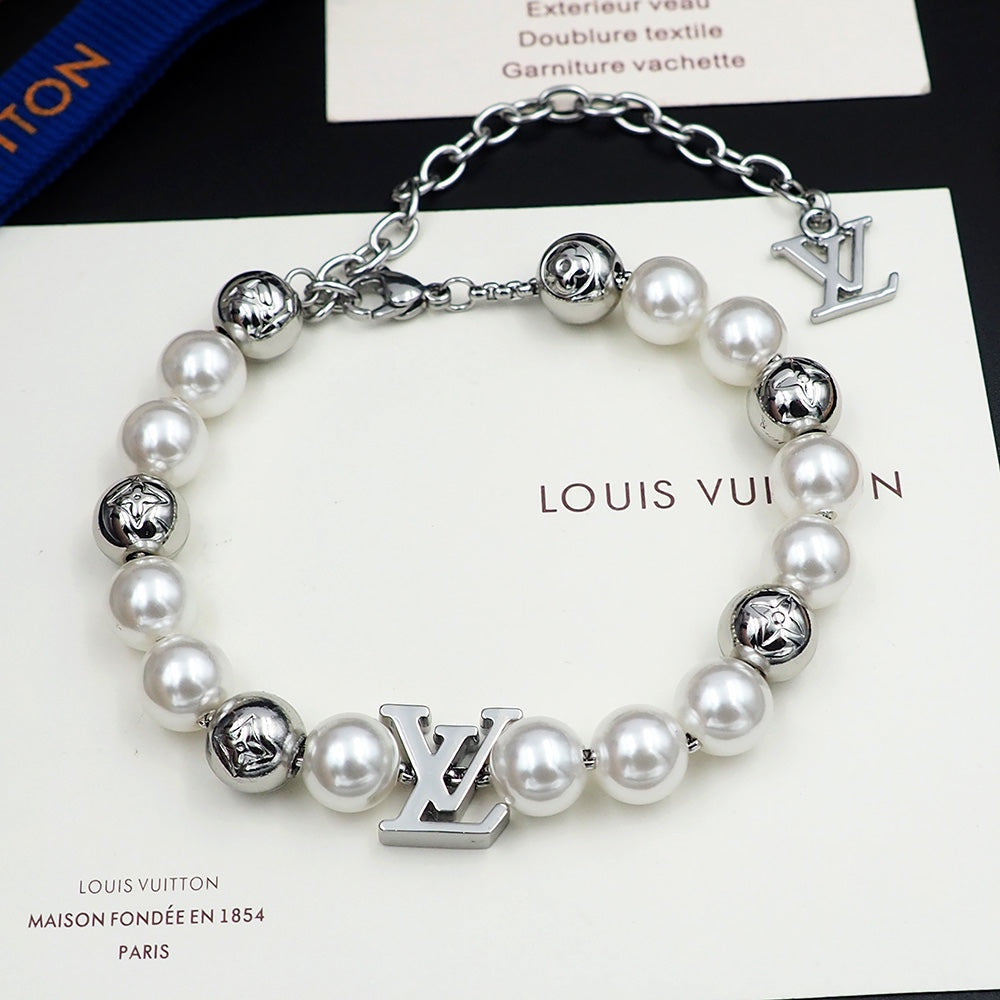 18K Louis Vuitton Monogram White Pearls Bracelet