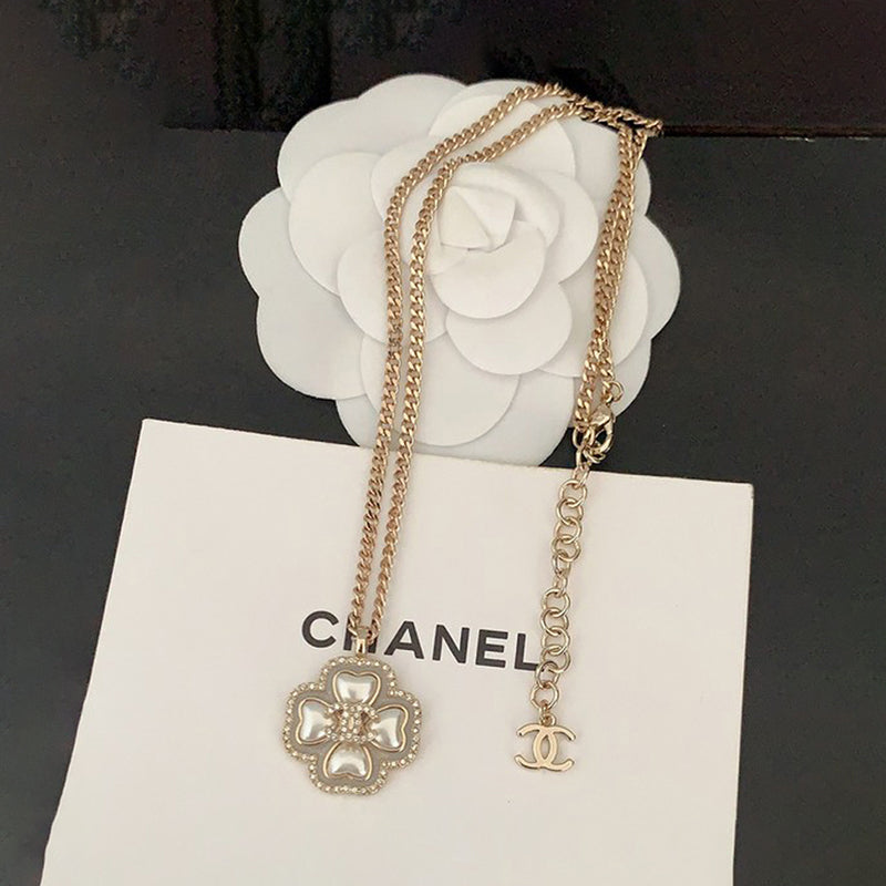 18K  Chanel Camellia Pearl Necklace
