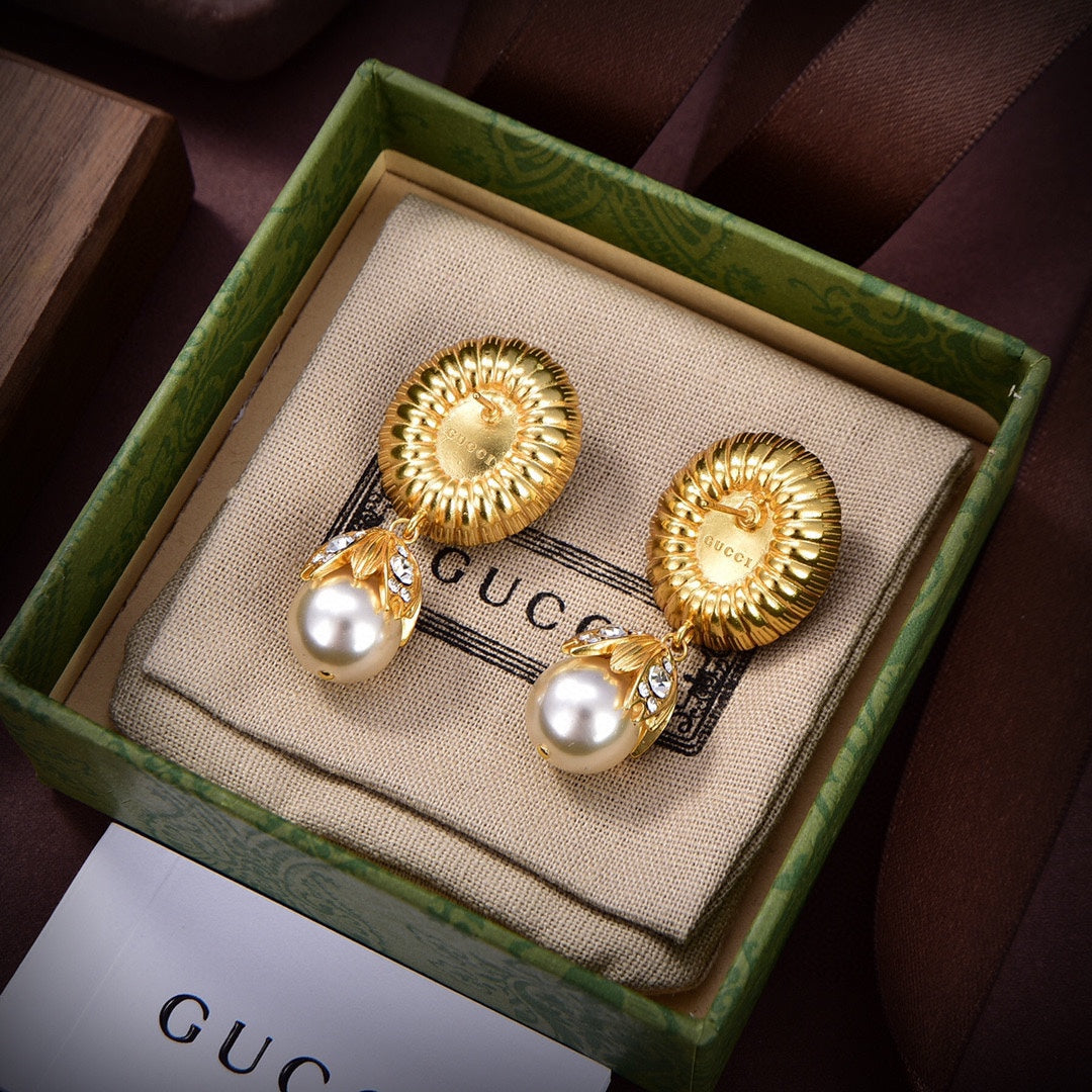 18K Double Gucci Pearl Earrings