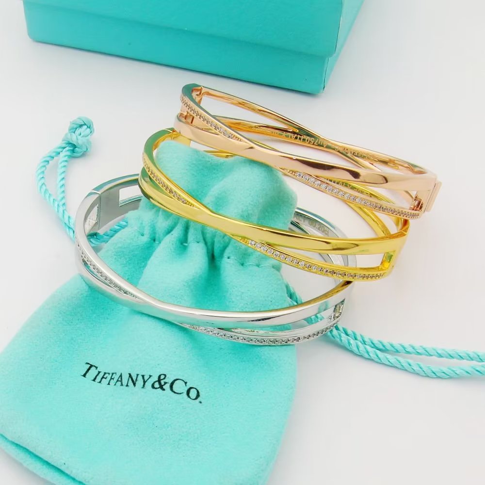 18K Tiffany Atlas x Narrow Hinged Bangle Bracelet