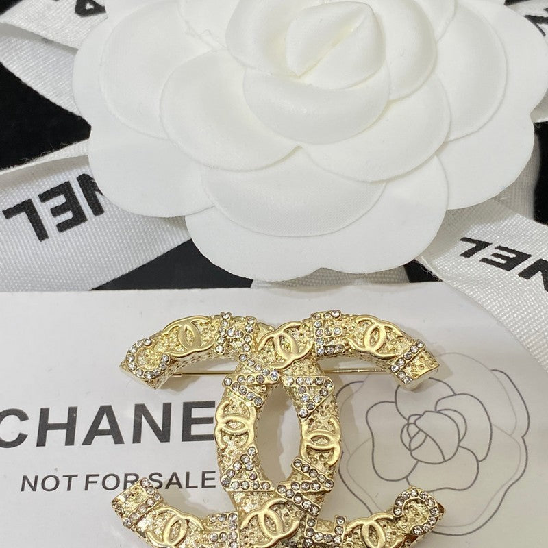 18K  Chanel Diamond Gold Brooch