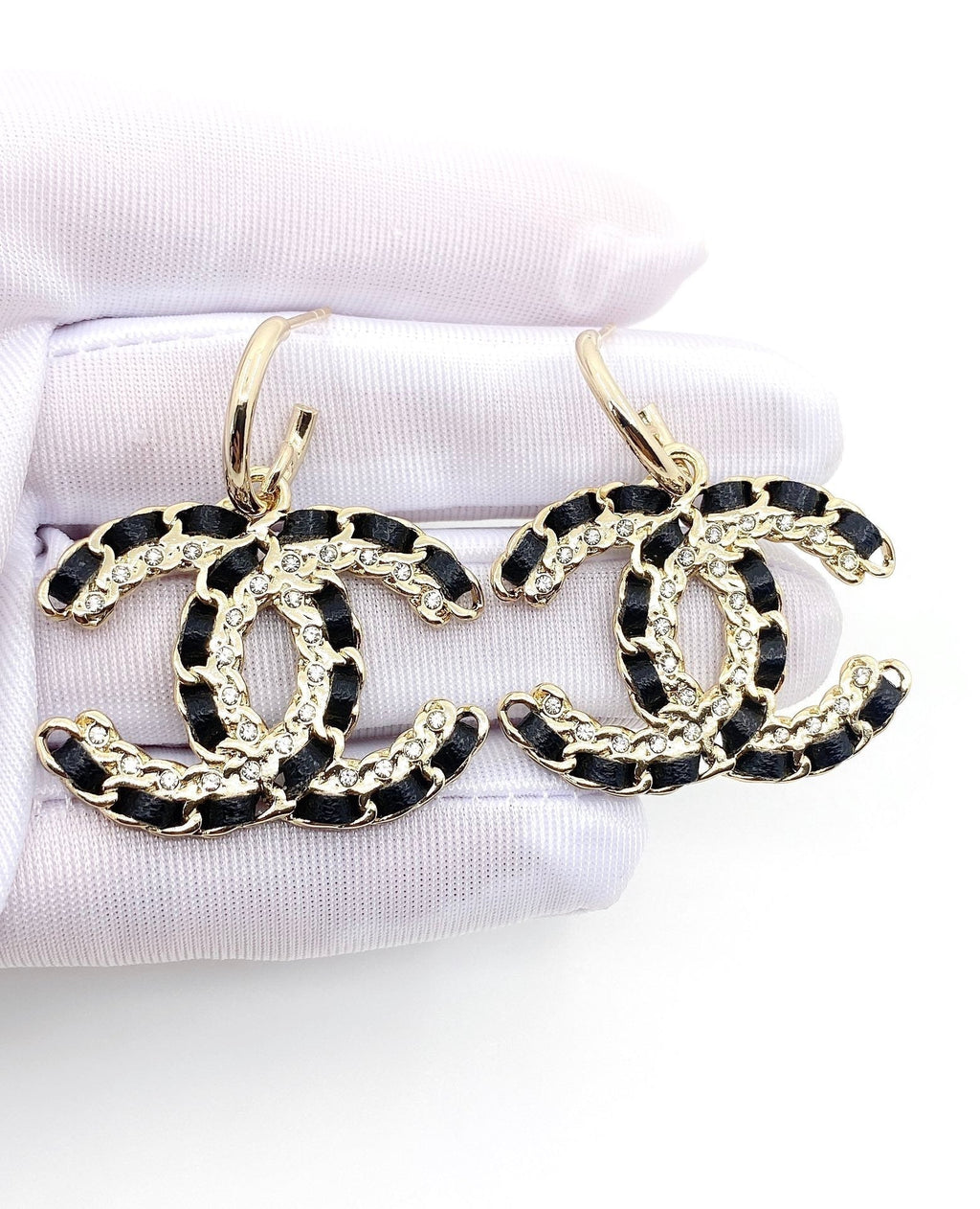 18K  Chanel Pendant Leather Earrings