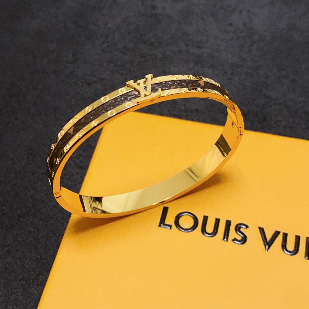 18K Louis Vuitton Leather Vintage Bracelet