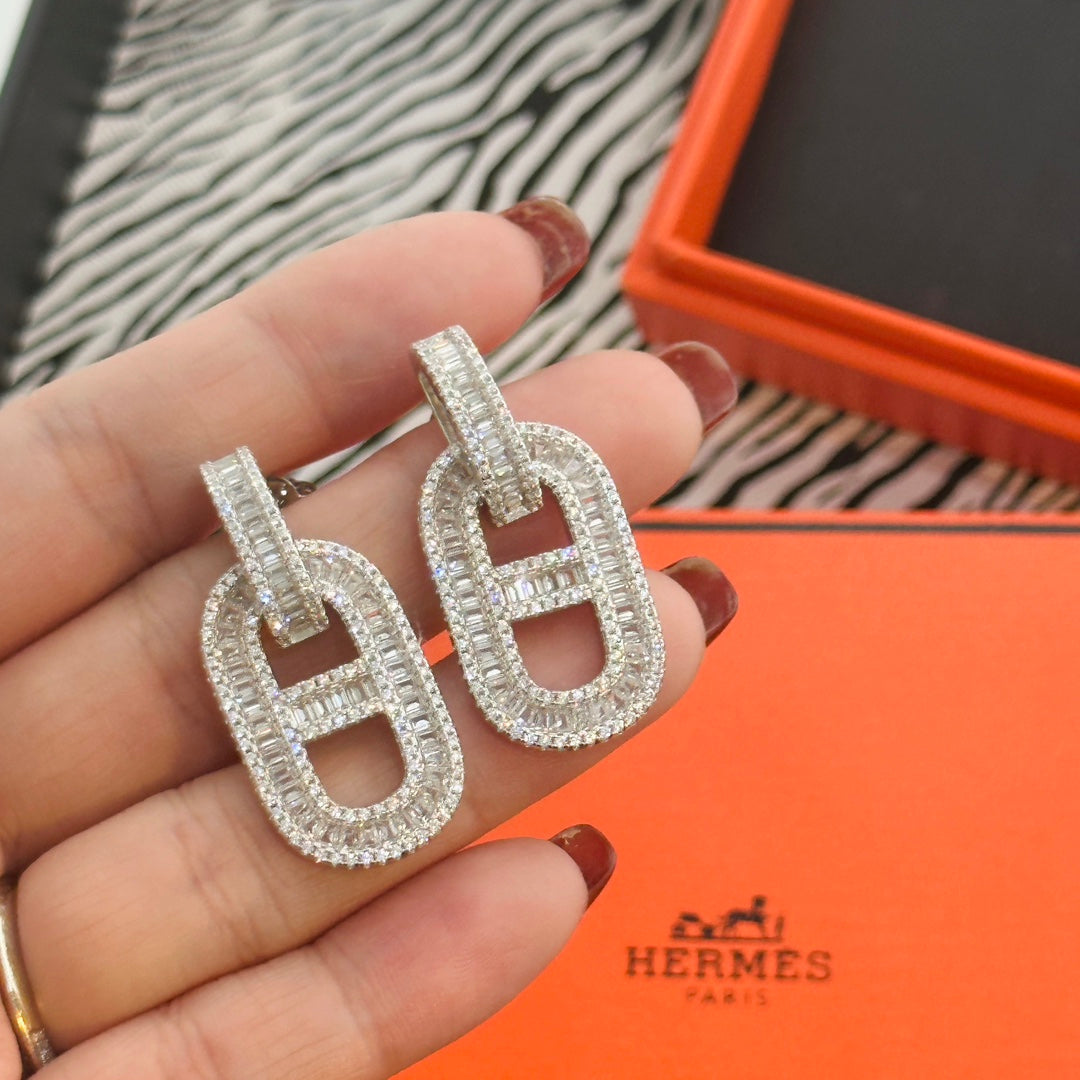 18K Diamonds Hermes Earrings
