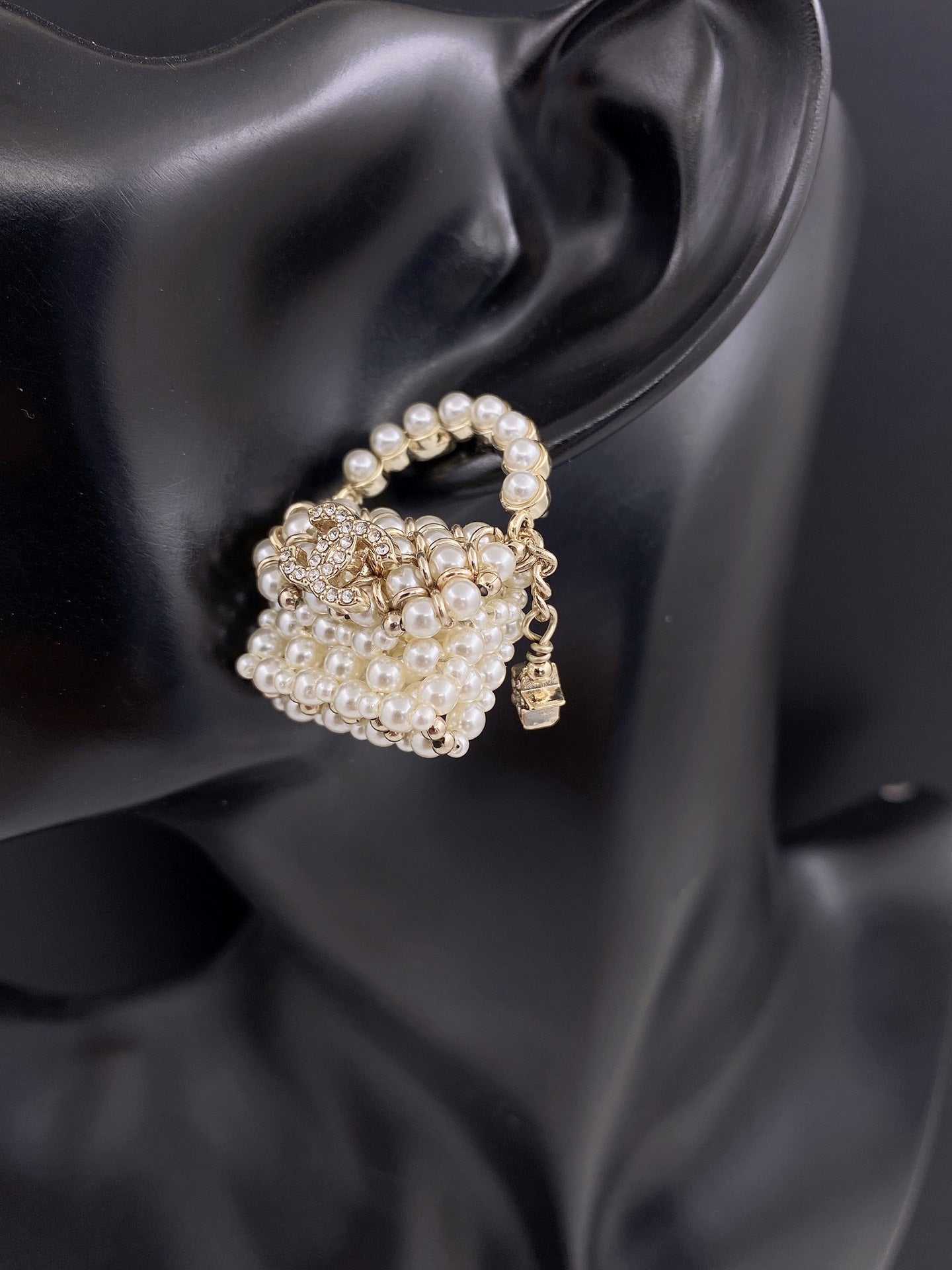 18K  Chanel Small Bag Pearl Earrings