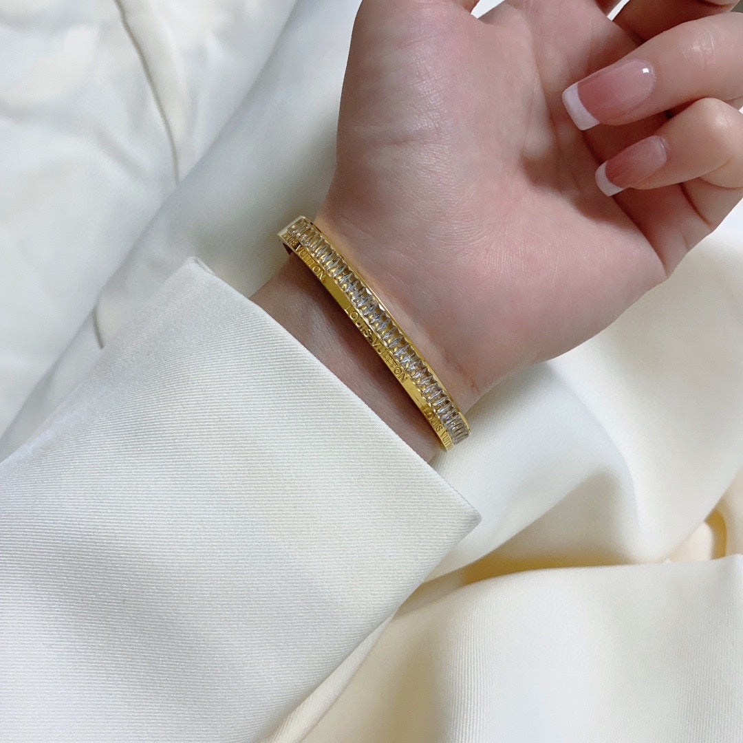 18K Louis Vuitton Crystals Bracelet