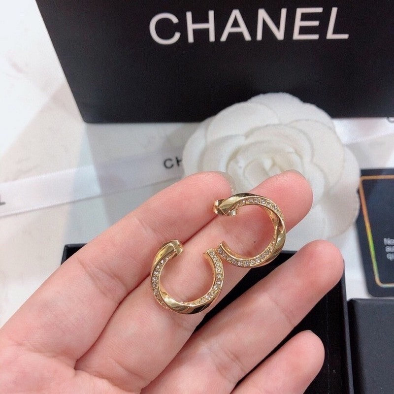 18K  Chanel Half Cirle Diamond Earrings