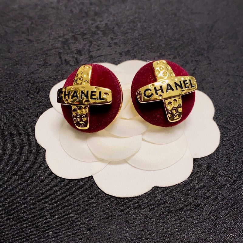 18K  Chanel Red Yellow Gold Earrings