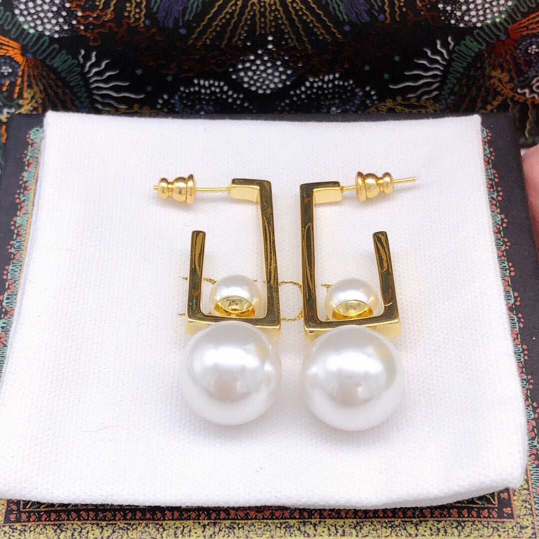 18K Dior Square Pearl Earrings