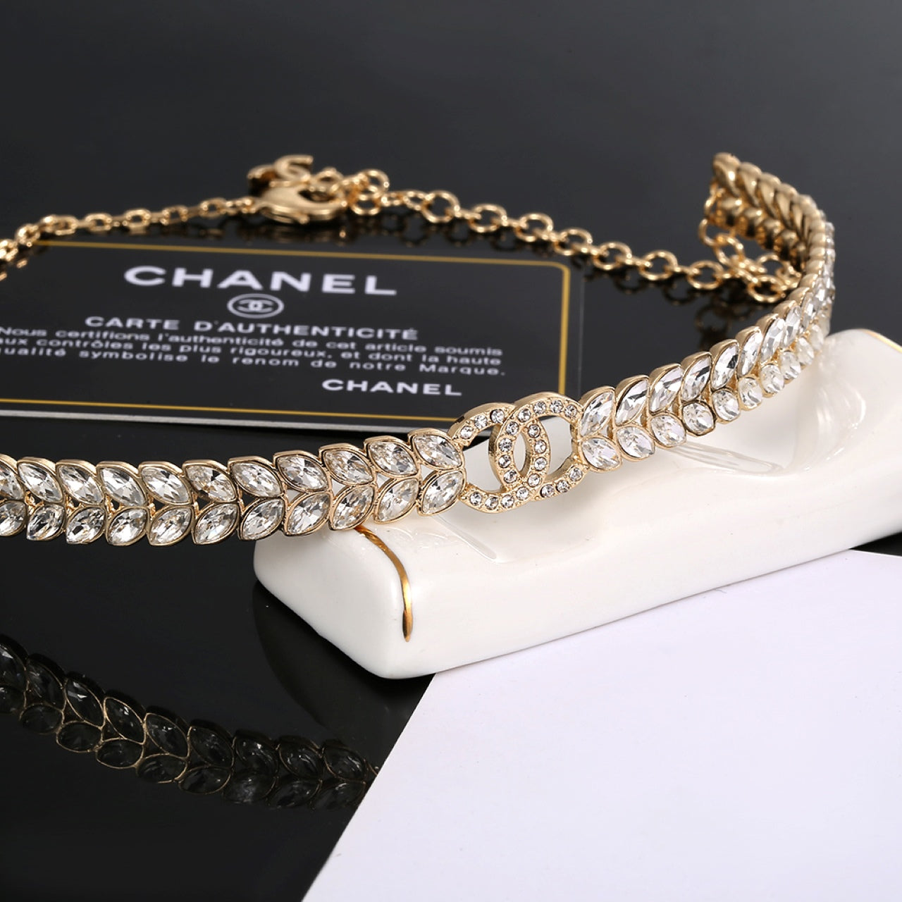 18K  Chanel Diamonds Choker Necklace