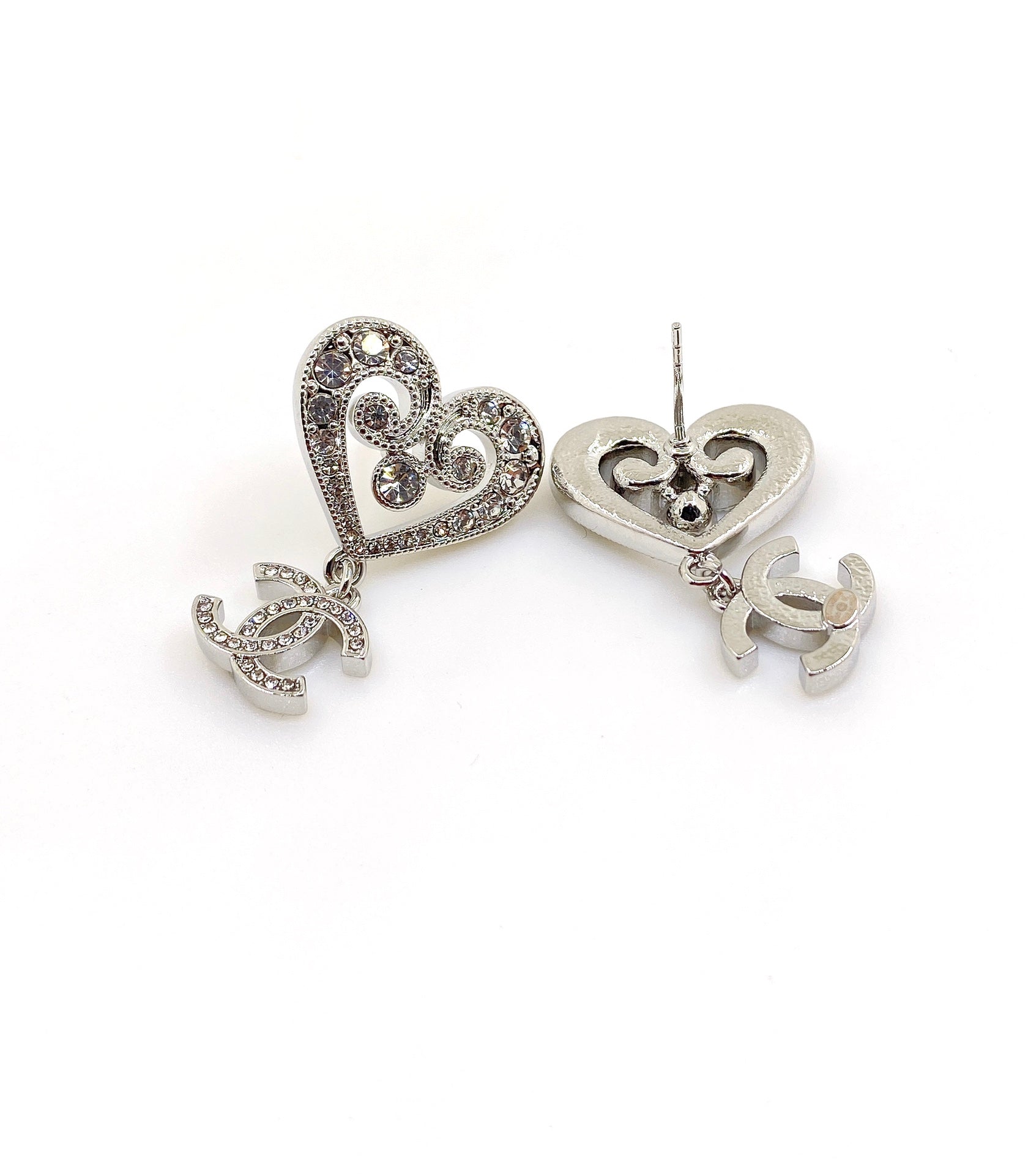 18K  Chanel Heart Diamond Earrings