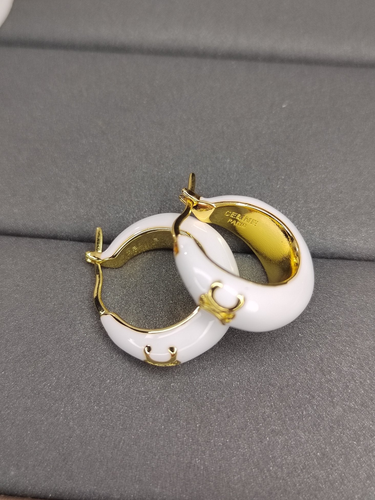 18K Celine White Pearl Earrings
