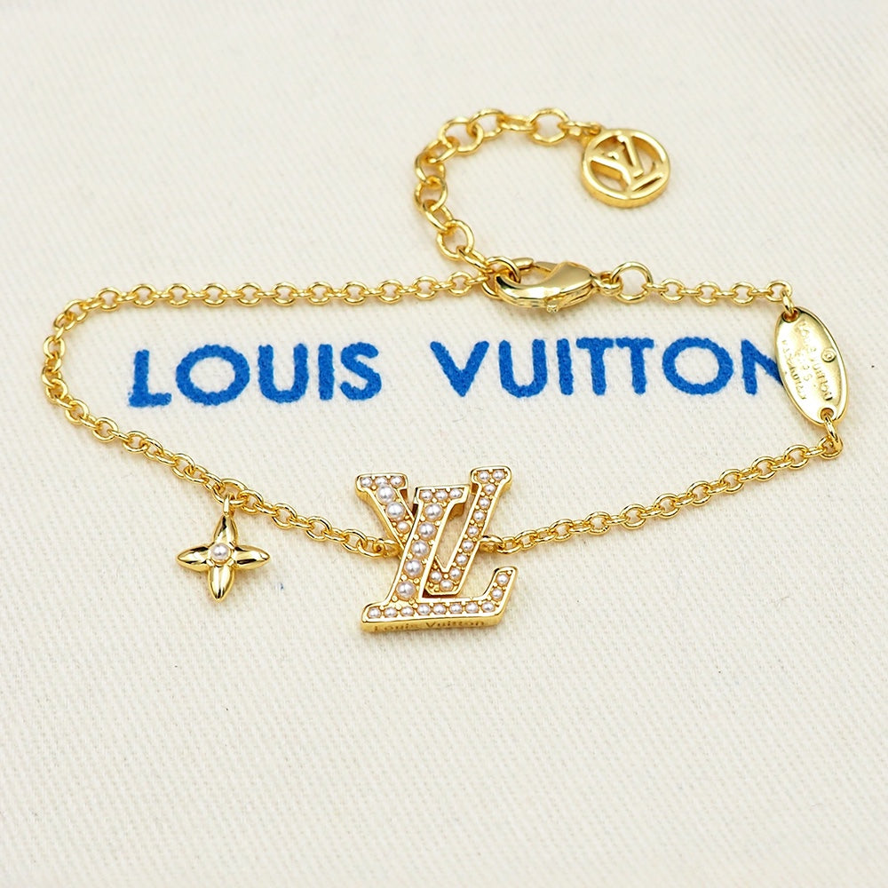 18K Louis Vuitton Iconic Pearls Bracelet