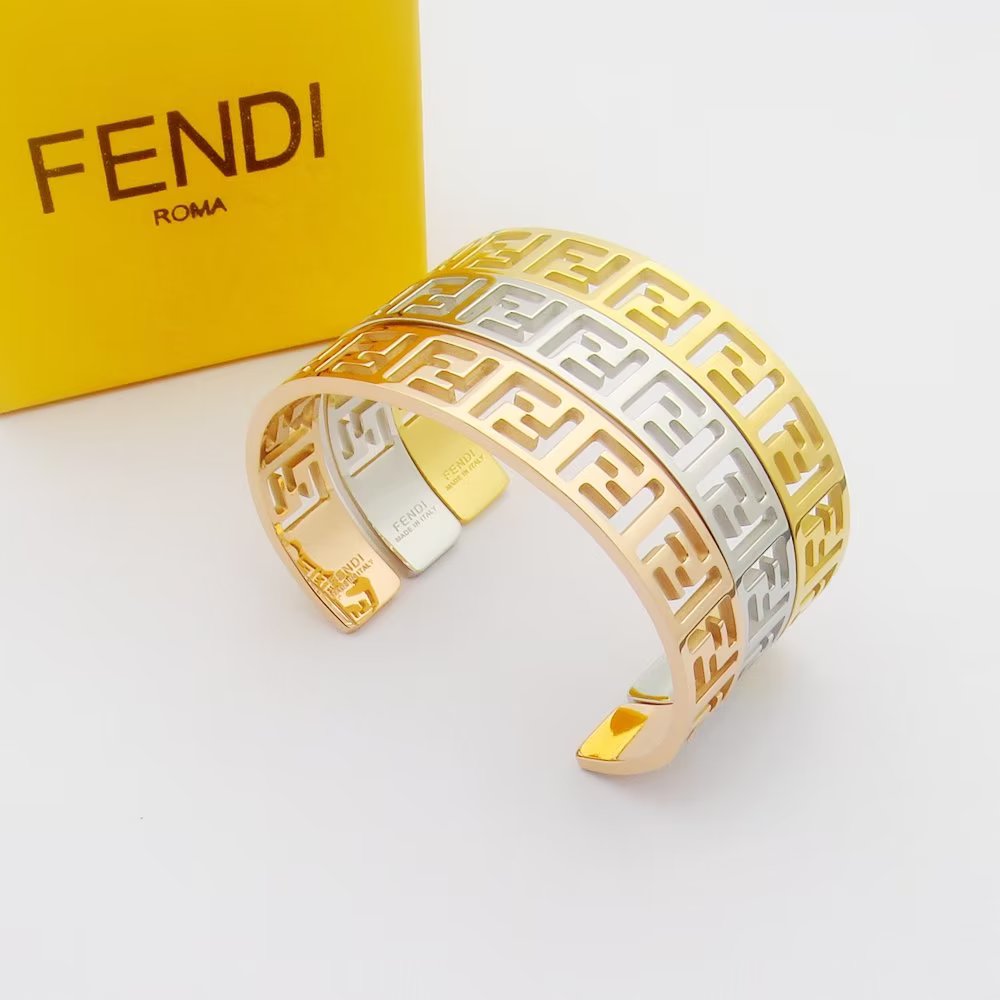 18K Fendi Forever Bracelet