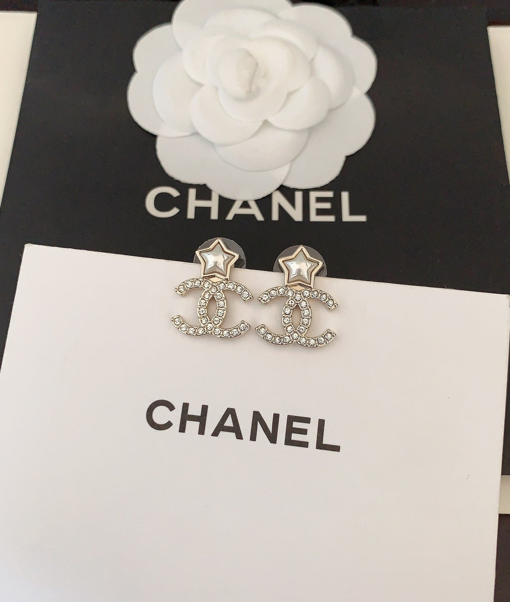 18K  Chanel Star Crystals Earrings