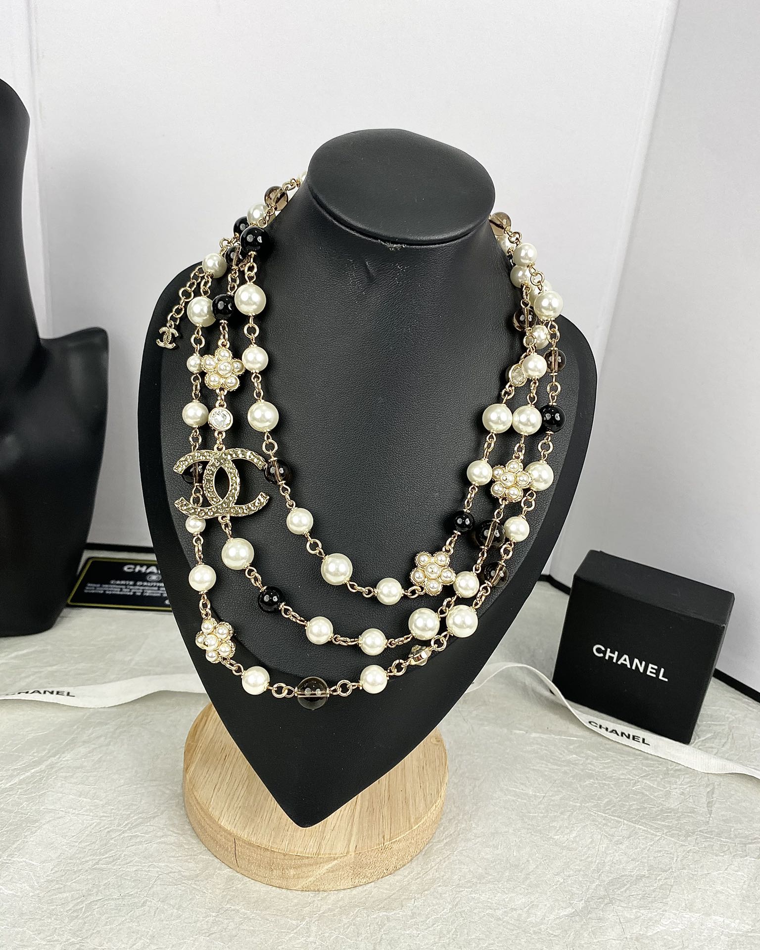 18K  Chanel 24B Long Pearls Necklace