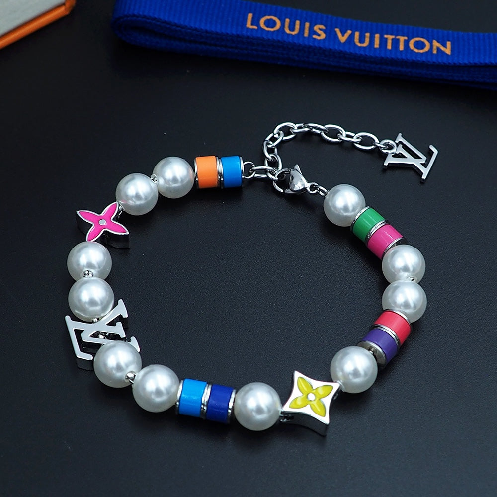 18K Louis Vuitton MNG Pearls Party Bracelet