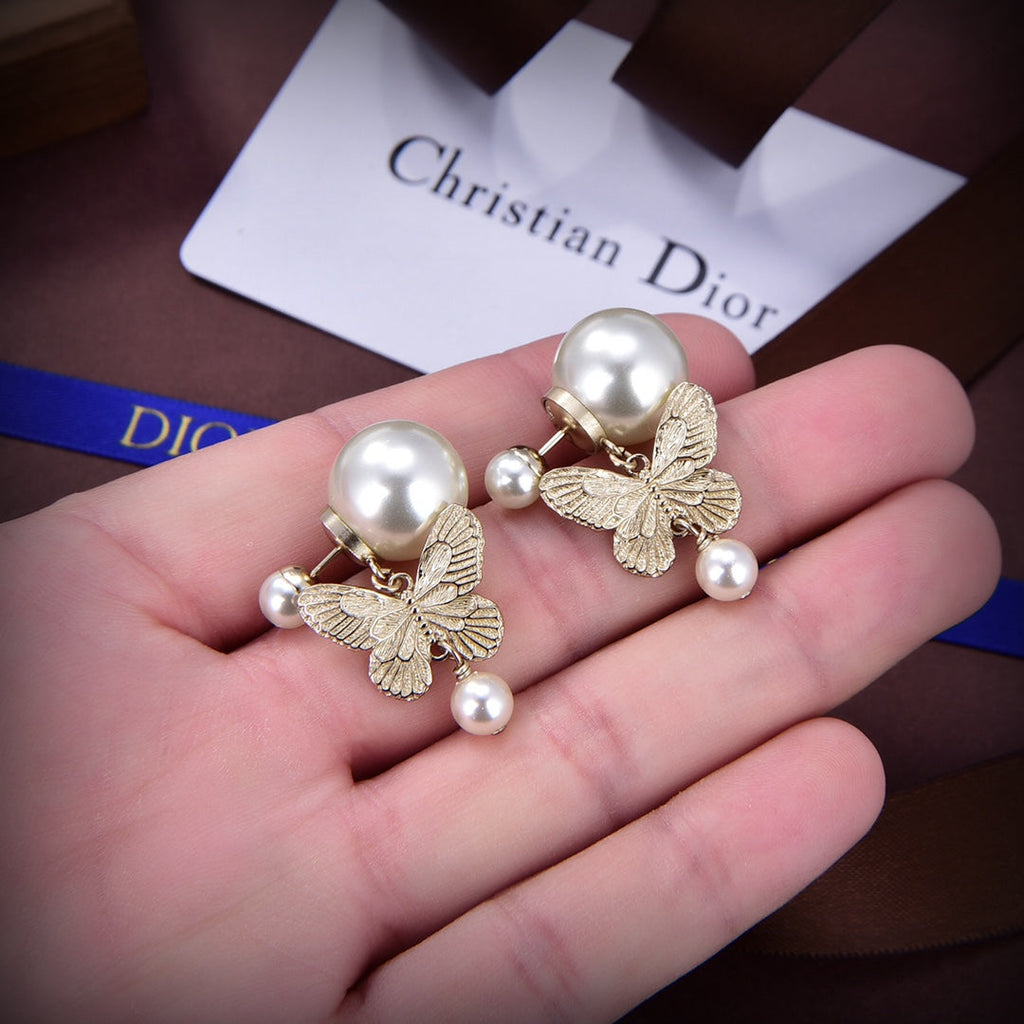 18K Dior Tribales Pearl Earrings
