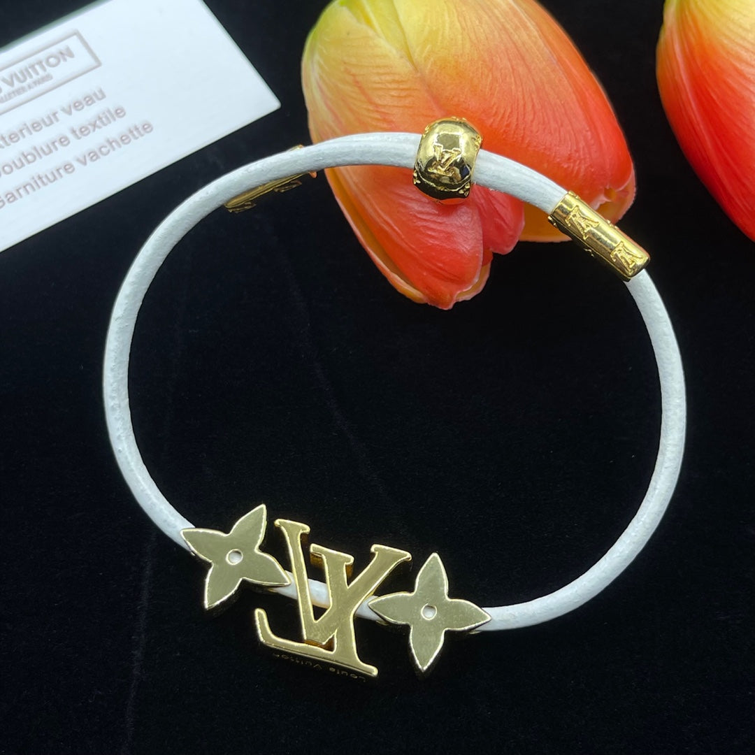18K Louis Vuitton Star Pink Bracelet