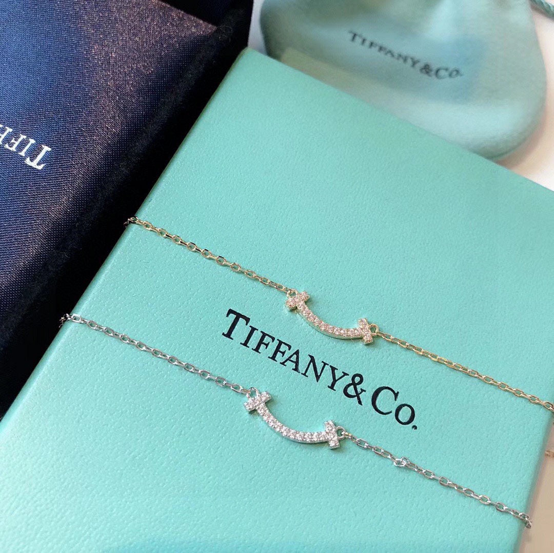 18K Tiffany Smile Diamond Bracelet