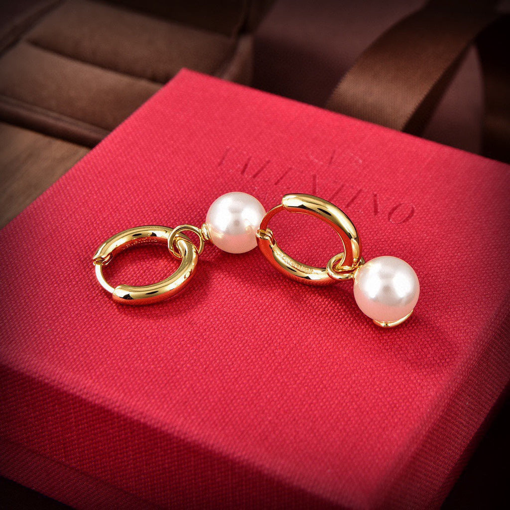 18K Valentino Pearl Earrings