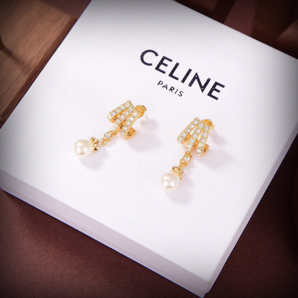 18K Celine Vintage Pearls Earrings