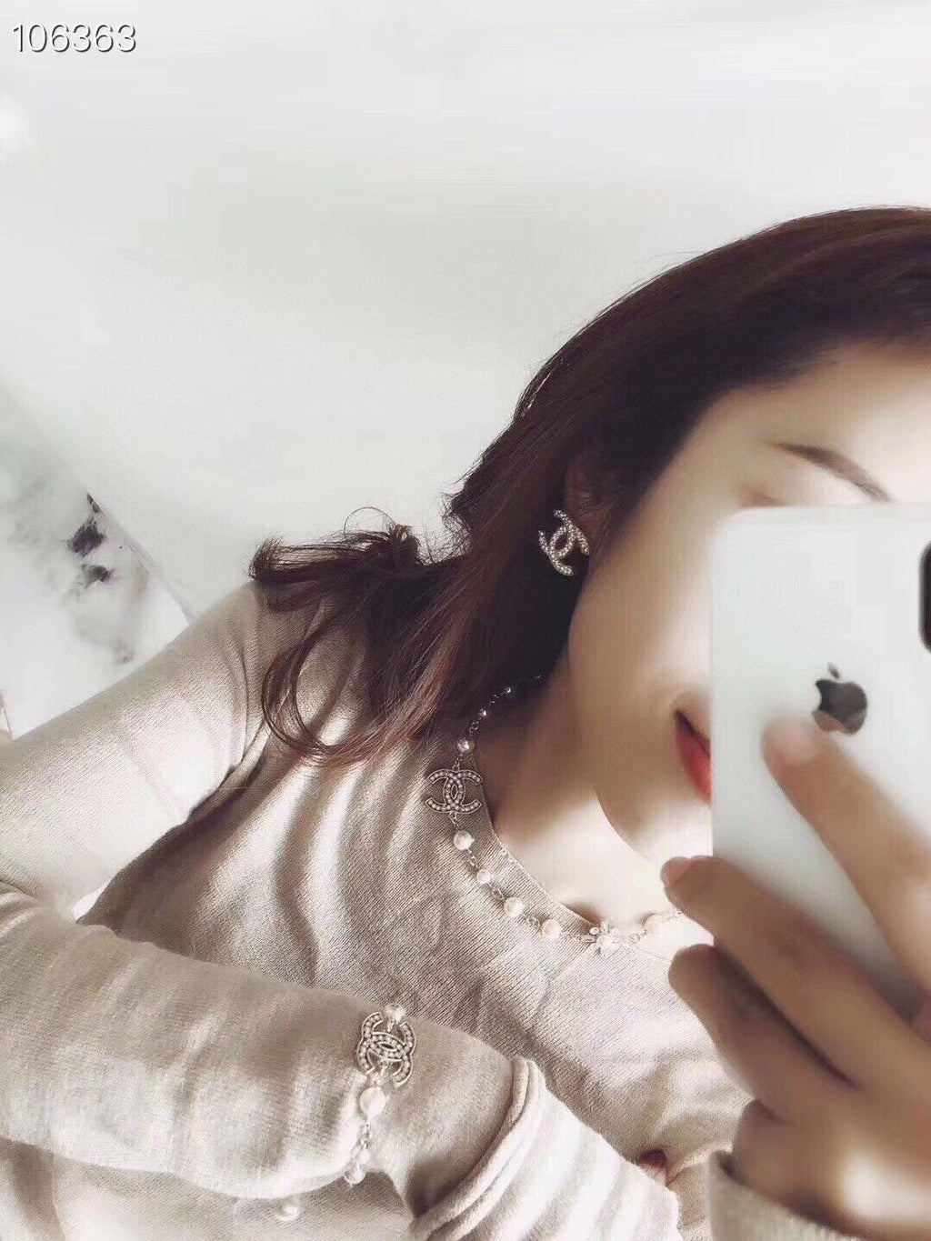 18K  Chanel Flower Pearls Chain Necklace